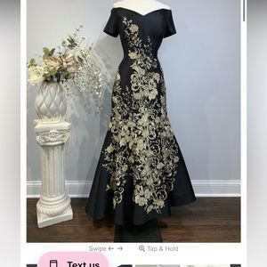 Junnie Leigh Black/Silver Dress Size 14